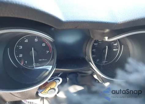 2018 Alfa Romeo Stelvio Sport Awd z USA, uszkodzony, nr VIN ZASFAKPNXJ7B59015